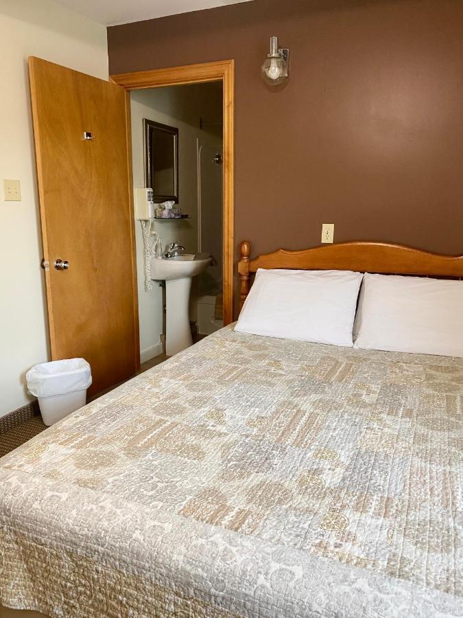 Captain'S Inn Алма Екстериор снимка